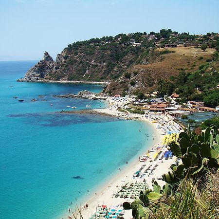 Hotel Eolo Capo Vaticano Exterior photo