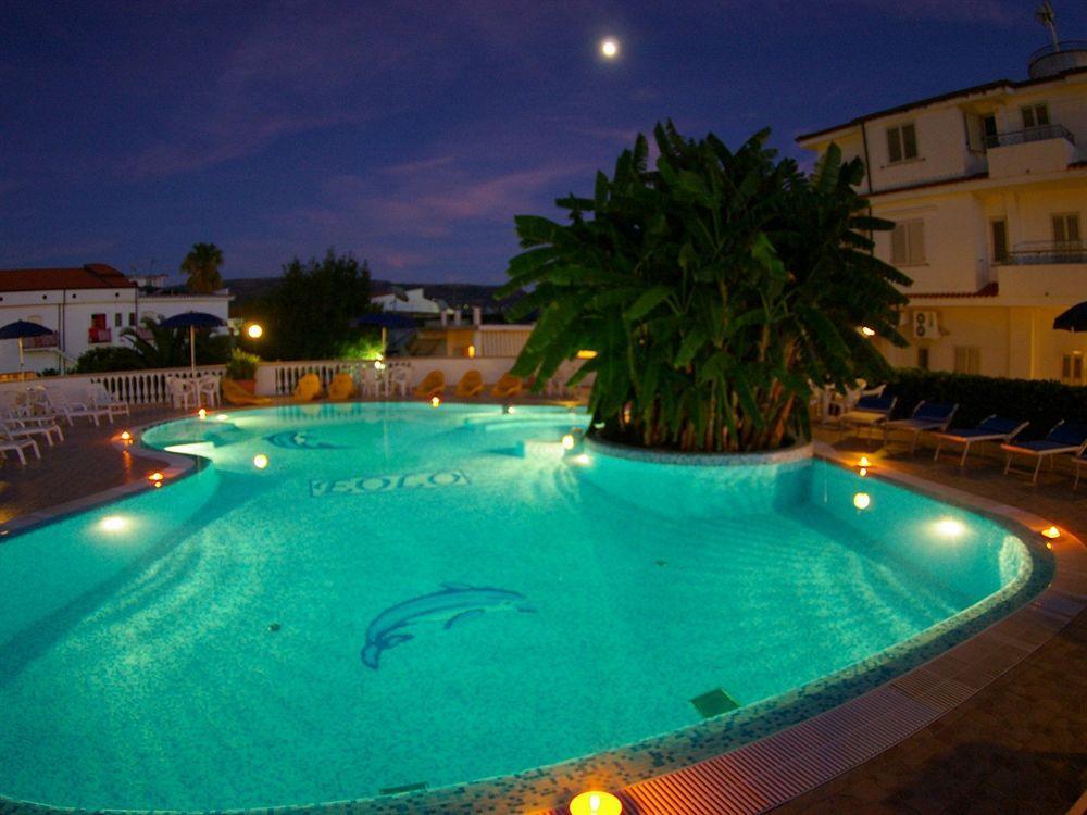 Hotel Eolo Capo Vaticano Exterior photo